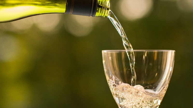 茅台是时候推出酱香月饼了 茅台是时候推出酱香月饼了