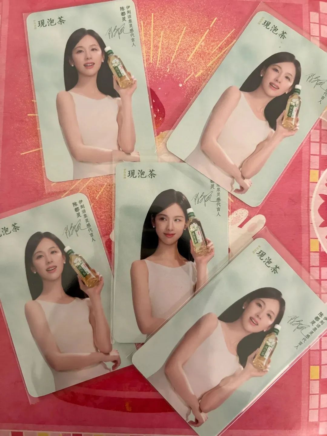 蓝黄大战不能停,这届明星靠名字就能躺赢…… 蓝黄大战不能停,这届明星靠名字就能躺赢……